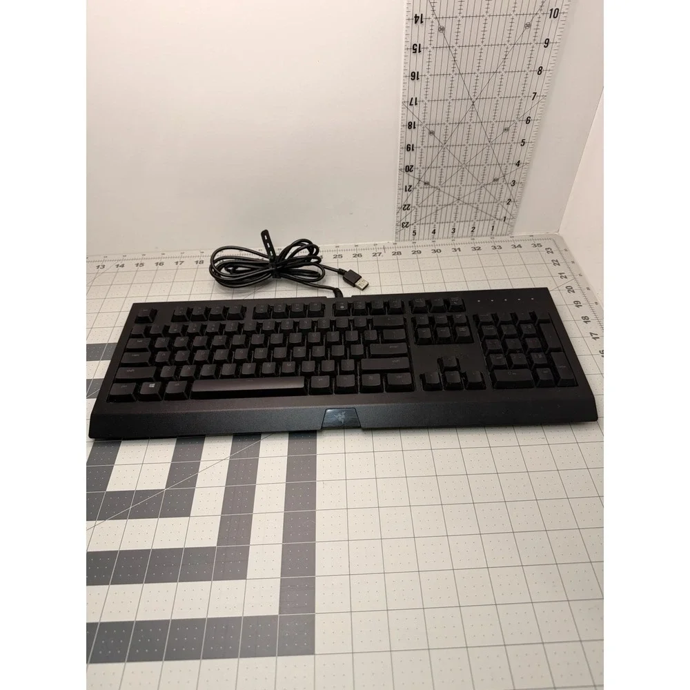 Razer Cynosa Chroma Wired Gaming Keyboard RZ03-0226 - Individually Backlit RGB